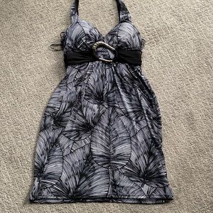 Beautiful black and white dress